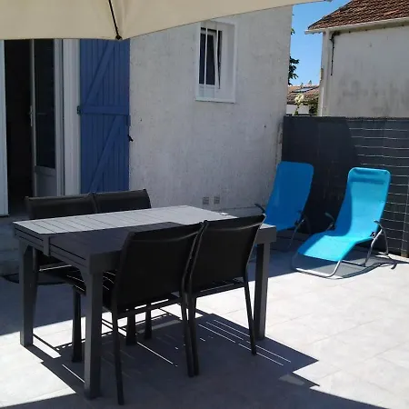 La Petite Maison A Mamy La Cotiniere Saint-Pierre-d'Oleron